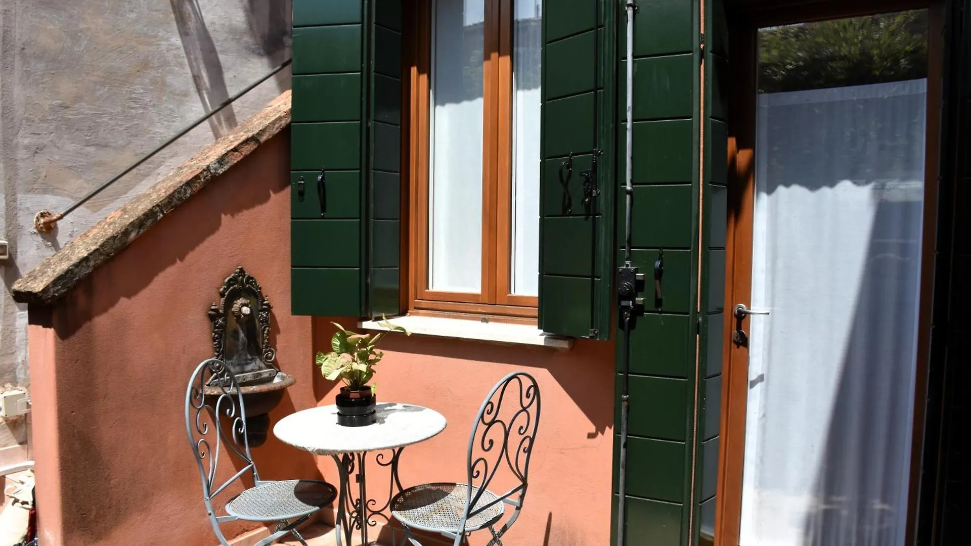 Maison De Minou - Pied-A-Terre Venice Apartment